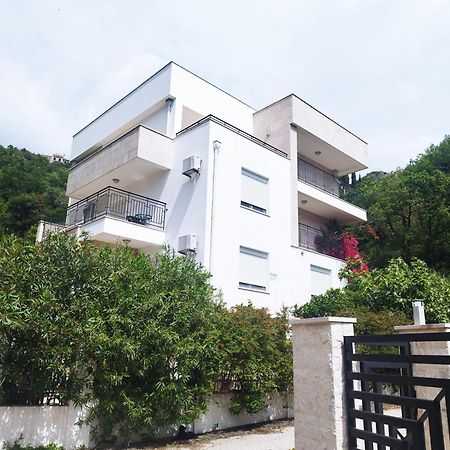 Apartments Villa Simonovic Petrovac Εξωτερικό φωτογραφία