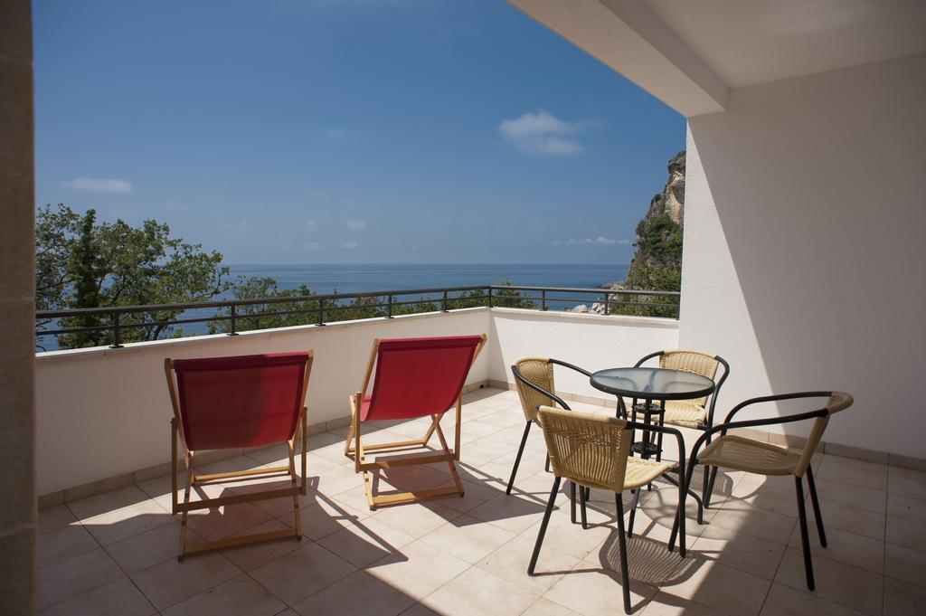 Apartments Villa Simonovic Petrovac Εξωτερικό φωτογραφία