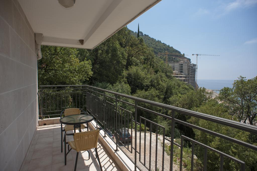 Apartments Villa Simonovic Petrovac Εξωτερικό φωτογραφία