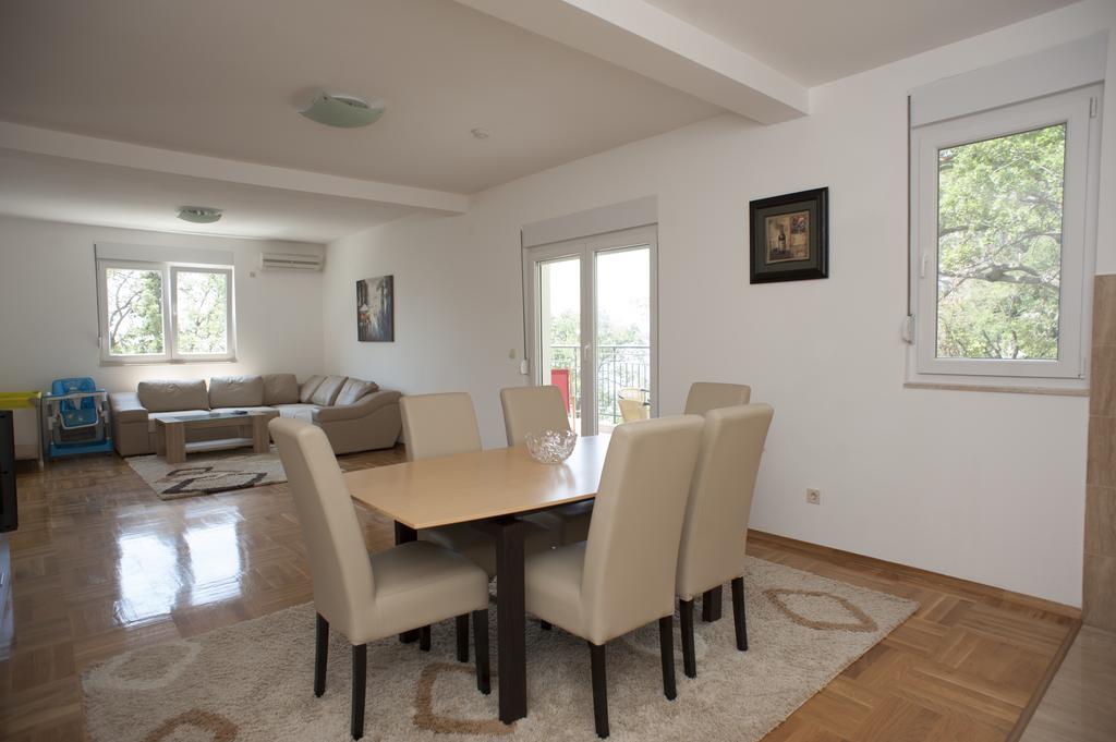 Apartments Villa Simonovic Petrovac Εξωτερικό φωτογραφία