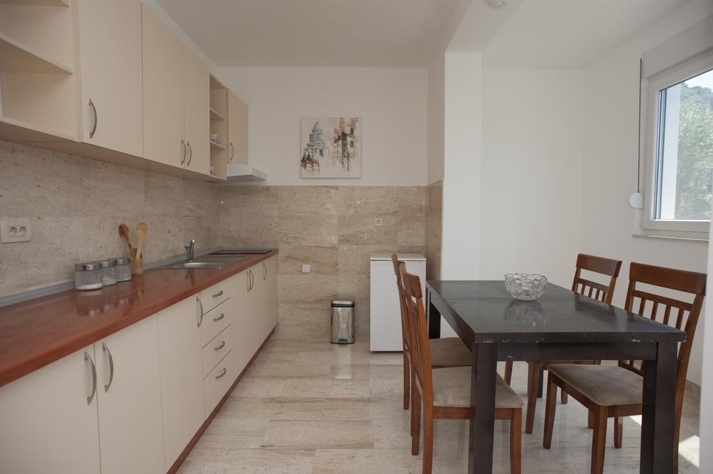 Apartments Villa Simonovic Petrovac Εξωτερικό φωτογραφία