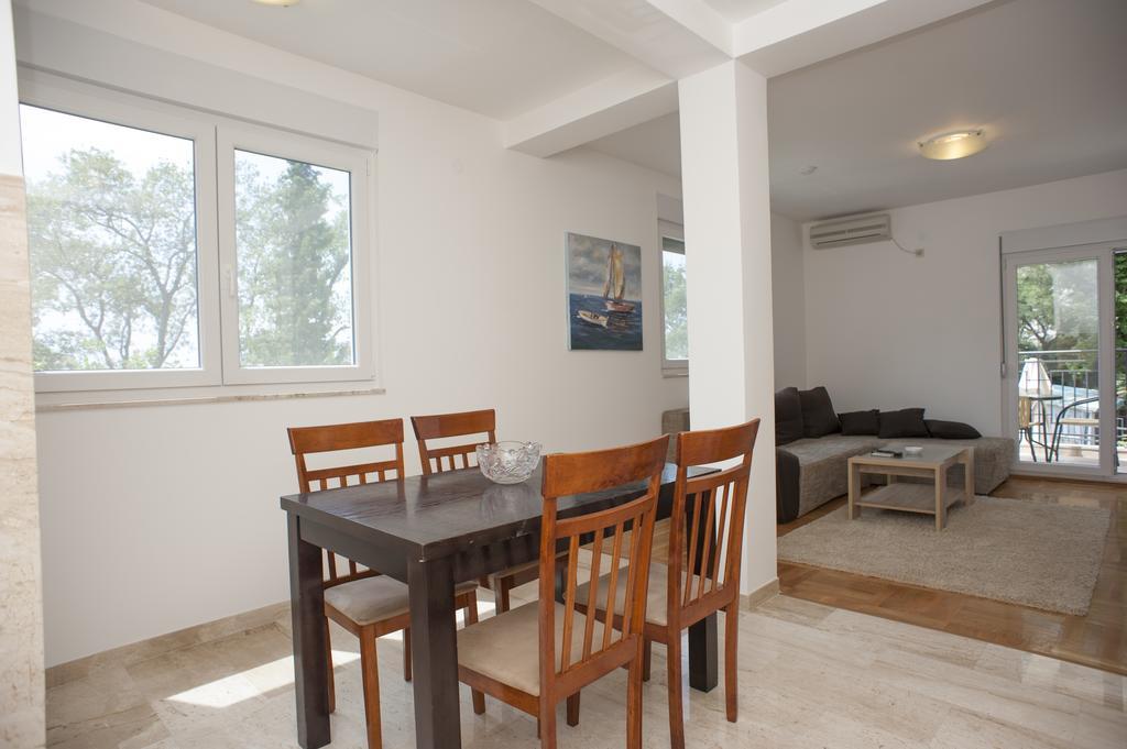 Apartments Villa Simonovic Petrovac Εξωτερικό φωτογραφία