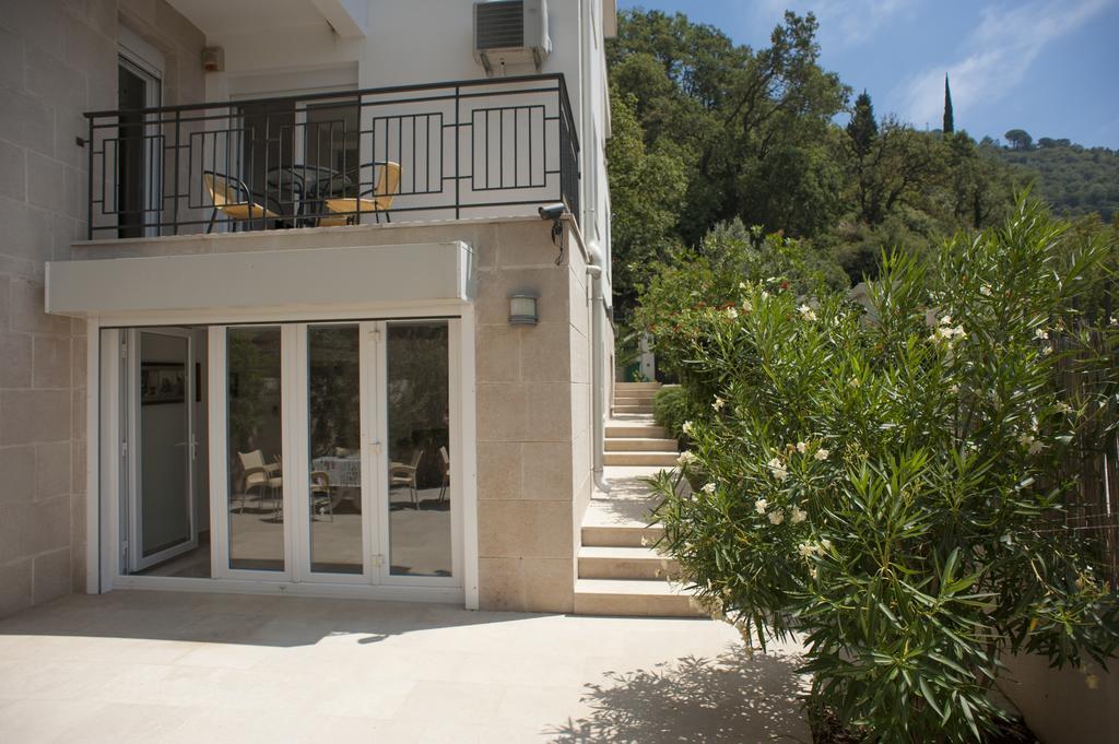 Apartments Villa Simonovic Petrovac Εξωτερικό φωτογραφία