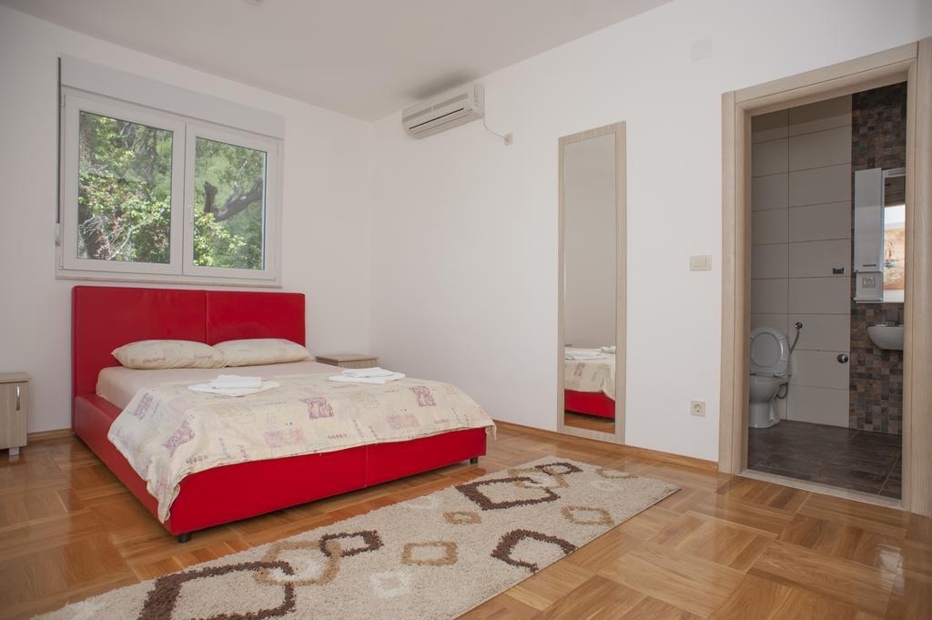 Apartments Villa Simonovic Petrovac Εξωτερικό φωτογραφία