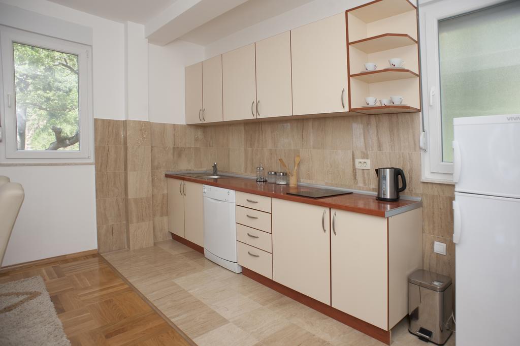 Apartments Villa Simonovic Petrovac Εξωτερικό φωτογραφία