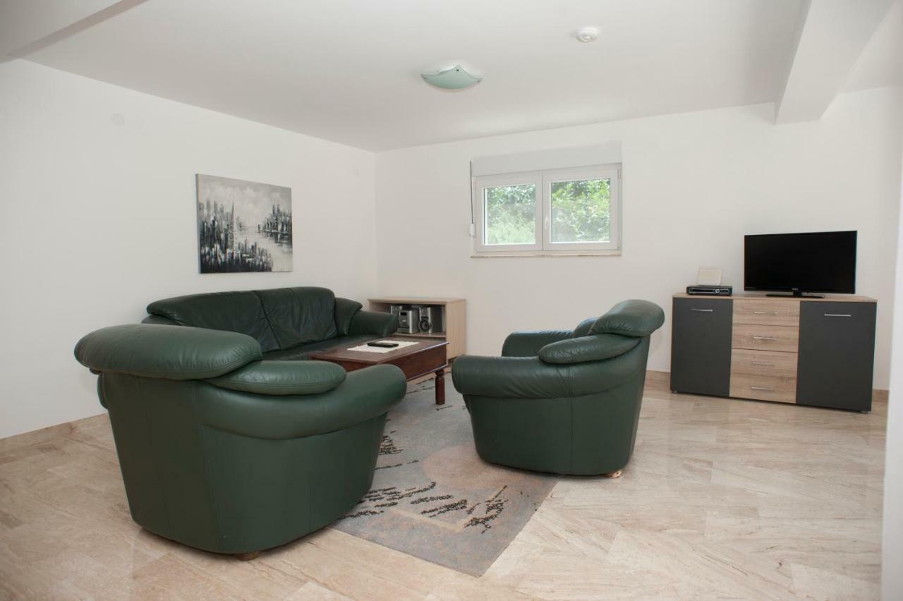 Apartments Villa Simonovic Petrovac Εξωτερικό φωτογραφία