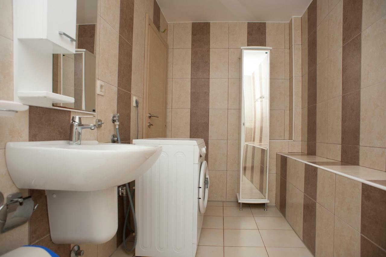 Apartments Villa Simonovic Petrovac Εξωτερικό φωτογραφία