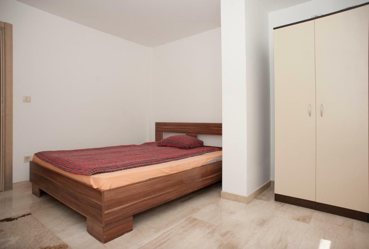 Apartments Villa Simonovic Petrovac Εξωτερικό φωτογραφία